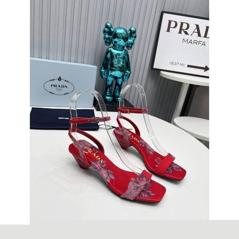 Pra*a sandals